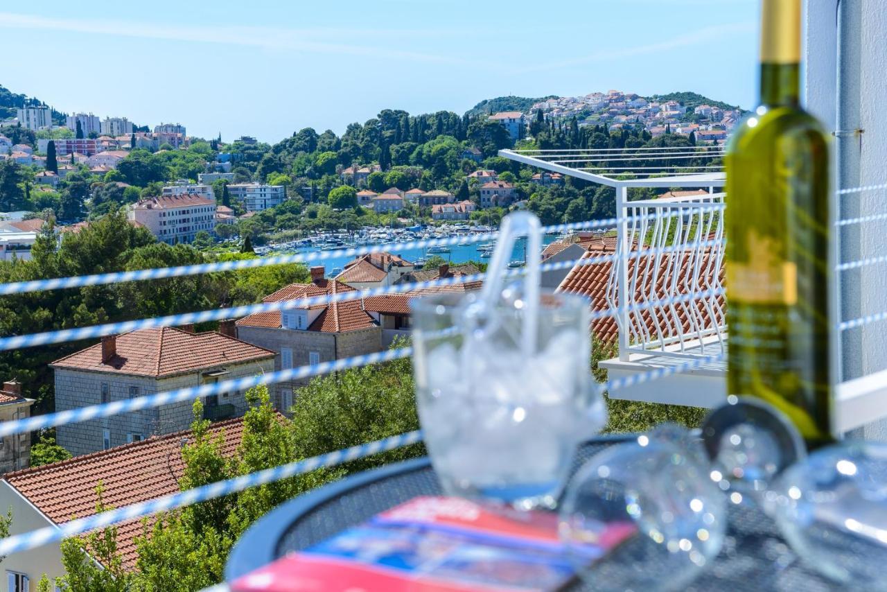 Apartment Tija Two Bedroom Apartment With Balcony And Partial Sea View Dubrovnik Ngoại thất bức ảnh