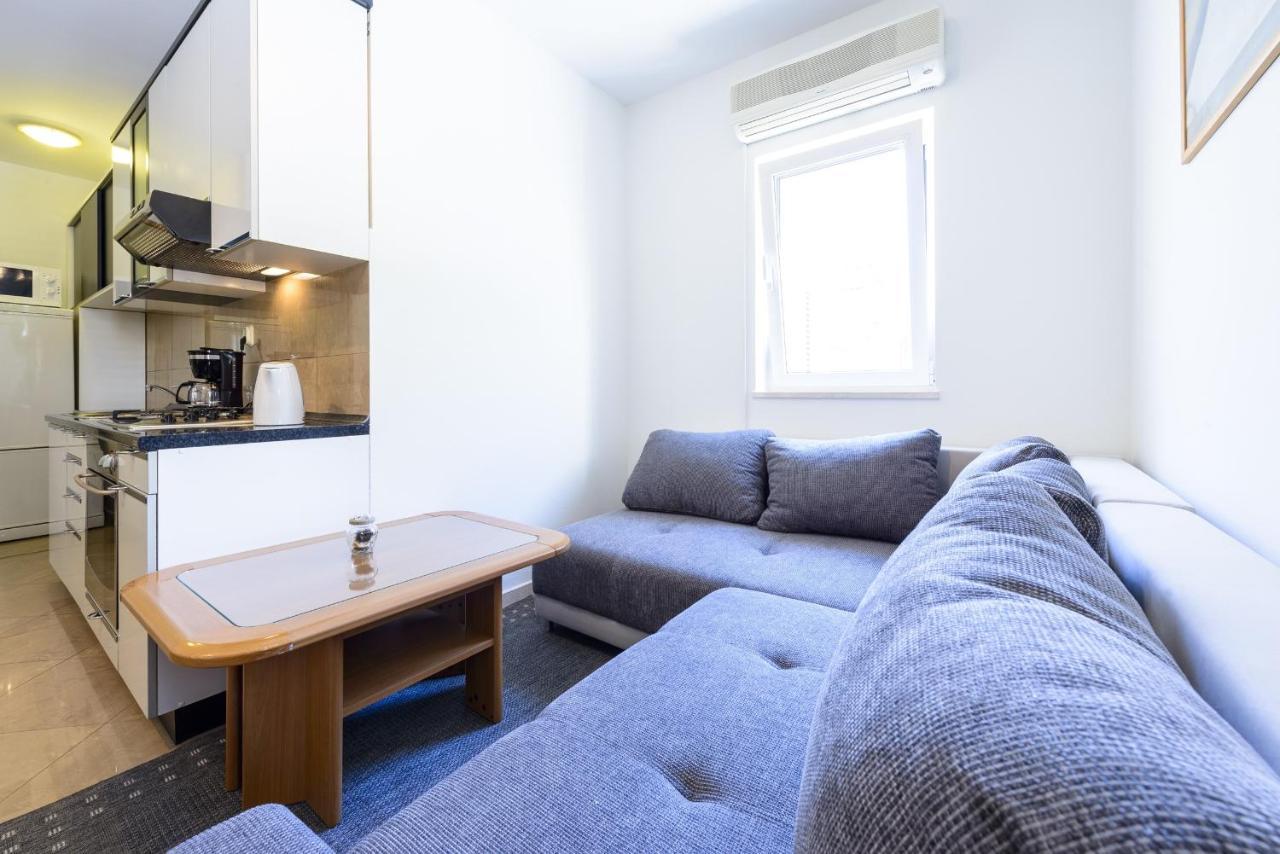 Apartment Tija Two Bedroom Apartment With Balcony And Partial Sea View Dubrovnik Ngoại thất bức ảnh