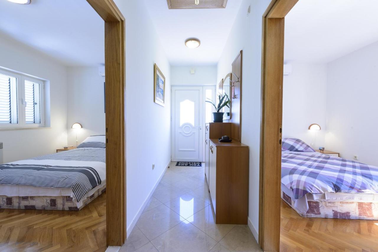 Apartment Tija Two Bedroom Apartment With Balcony And Partial Sea View Dubrovnik Ngoại thất bức ảnh